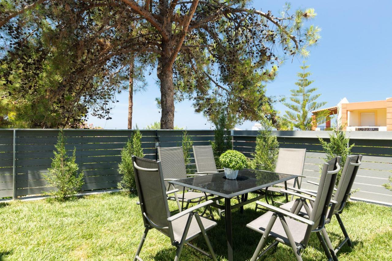 Nisos Villa, Pool & Heated Spawhirlpool, Walking To Beach, By Thinkvilla Sfáka Exterior foto
